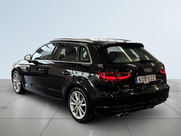 Audi A3  2.0 TDI quattro Ambition S&V-Hjul/Drag/Nybes/Nyservad