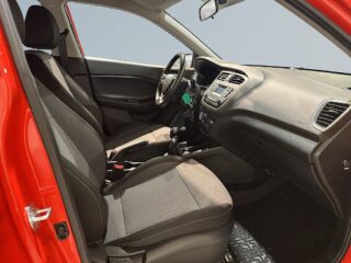 Hyundai i20 1.2 Comfort Premium Mvärm Kamkedja S/V-hjul – bild 10