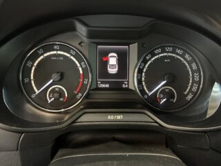 Skoda Octavia RS RS 2.0 TSI RS S&V/M&Kvärm/Psens/Canton/Lane assist/Navi – bild 19