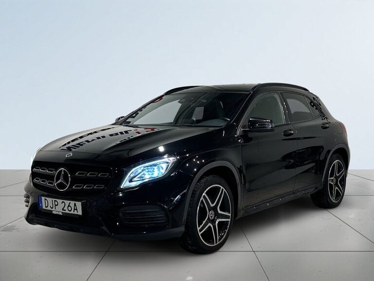 Mercedes-Benz GLA220 220 4MATIC AMG Drag Psens Pano Kamera CarPlay SoV