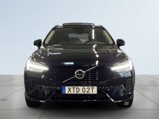 Volvo XC60 Recharge T6 AWD Plus Dark S&V/Drag/360Kamera/Pano/Skinn – bild 2