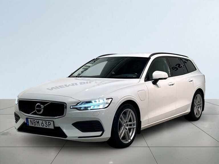 Volvo V60 T6 Twin Engine AWD Momentum Drag Pvärm Kamera SoV