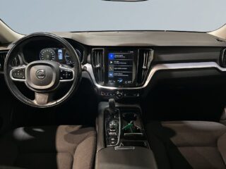 Volvo V60 T6 Twin Engine AWD Momentum Drag Pvärm Kamera SoV – bild 8