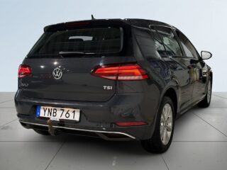 Volkswagen Golf I 5-dörrar 1.0 TSI Base Dragkrok Kamera CarPlay S/V-hjul – bild 6