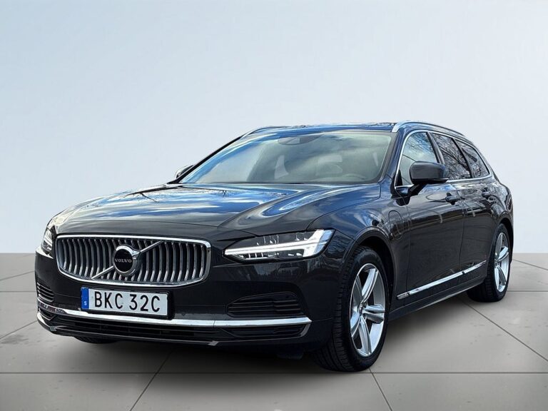 Volvo V90 T6 AWD Momentum Advanced SoV-Däck/Kamera/Rattvärm/Psens