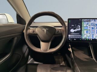 Tesla Model 3 Standard Range Plus Pano Kamera GPS Skinn SoV – bild 9