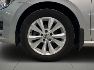 Volkswagen Golf Sportsvan 1.2 TSI BMT Base 1-Ägare Dragkrok Motorvärmare S/V-hjul – bild 14