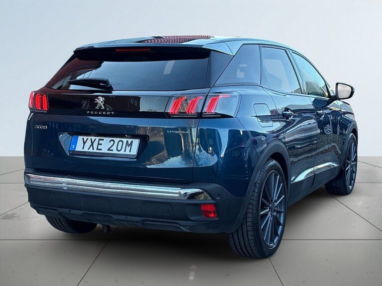 Peugeot 3008 HYBRID4 Allure SoV-Däck/Kamera/360/Psensorer/Navigation