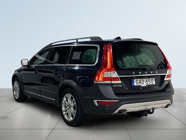 Volvo XC70 D4 AWD Classic Summum 1-Ägare Drag Dvärm GPS Skinn SoV