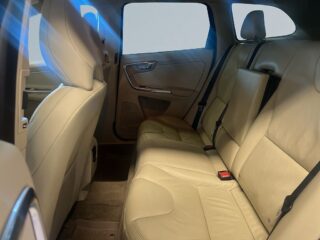 Volvo XC60 D4 Summum Dragkrok Adaptiv-Farthållare Skinn P-sens S&V – bild 13