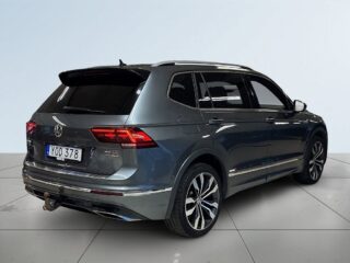 Volkswagen Tiguan Allspace Allspace 2.0 4M R Line Drag Mvärme Backkamera S&V-däck – bild 6