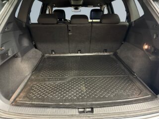Volkswagen Tiguan Allspace Allspace 2.0 4M R Line Drag Mvärme Backkamera S&V-däck – bild 12