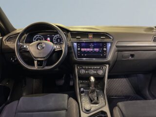Volkswagen Tiguan Allspace Allspace 2.0 4M R Line Drag Mvärme Backkamera S&V-däck – bild 8