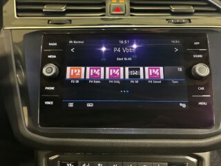 Volkswagen Tiguan Allspace Allspace 2.0 4M R Line Drag Mvärme Backkamera S&V-däck – bild 11
