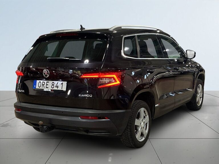 Skoda Karoq 1.5 TSI ACT Style Drag Värmare Kamera Psens S&V-hjul