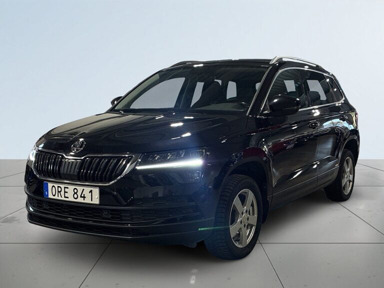 Skoda Karoq 1.5 TSI ACT Style Drag Värmare Kamera Psens S&V-hjul