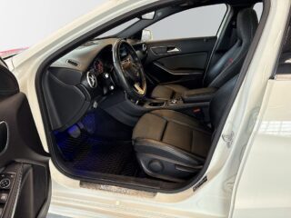 Mercedes-Benz A200 d 200 d Style AMG S&V-hjul/Bkam/Carplay/Pano – bild 7