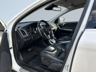 Volvo XC60 D4 AWD Ocean Race Ledramp/S&Vdäck/M-värm/Sensorer/Skinn – bild 7