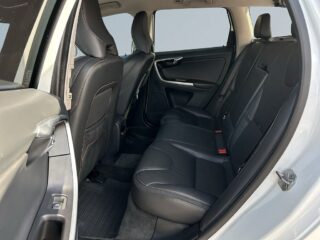 Volvo XC60 D4 AWD Ocean Race Ledramp/S&Vdäck/M-värm/Sensorer/Skinn – bild 13