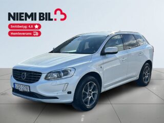 Volvo XC60 D4 AWD Ocean Race Ledramp/S&Vdäck/M-värm/Sensorer/Skinn – bild 1