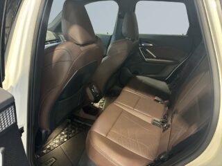 BMW X1 xDrive30e M Sport Edition Drag Widescreen H/K MOMS S&V – bild 11