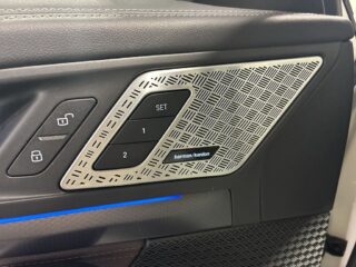 BMW X1 xDrive30e M Sport Edition Drag Widescreen H/K MOMS S&V – bild 19