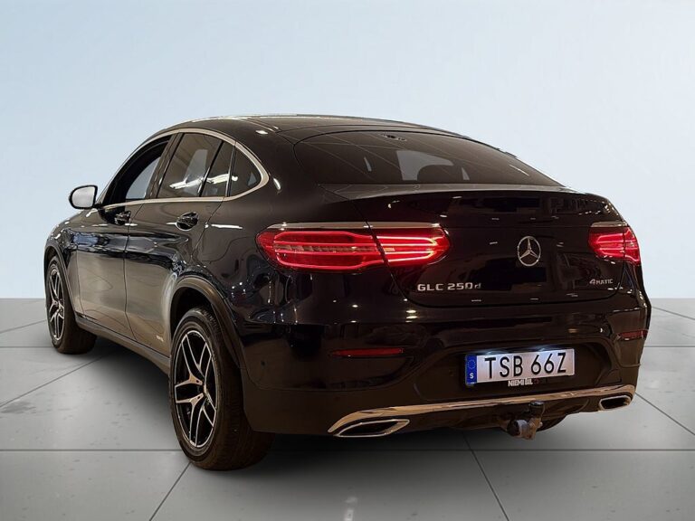 Mercedes-Benz GLC250 d Coupé 4M AMG Line Drag 360° Dvärmare Navi HuD S&V-däck