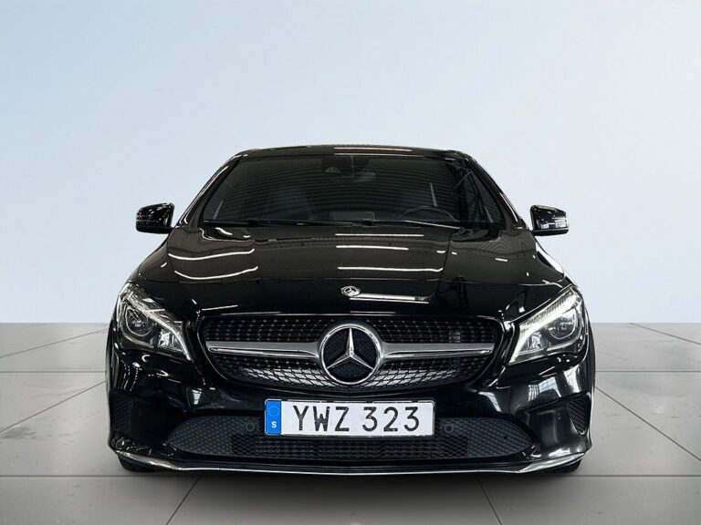Mercedes-Benz CLA200 200 7G-DCT Urban Line S&V-hjul/Kamera/Carplay