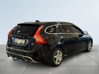 Volvo V60 D4 AWD R-Design Business Pro S&V-hjul/Drag/Dvärm/Skinn – bild 6