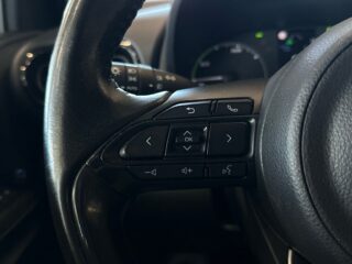 Toyota Yaris Hybrid CVT Active S&V-hjul/Adaptiv Farthållare/Kamera – bild 18