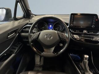 Toyota C-HR Hybrid CVTX-Edition S&V-Hjul/M/KVärmare/Skinn/Kamera/BT – bild 9