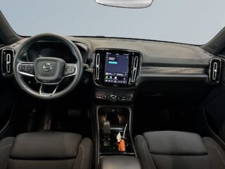 Volvo XC40 Recharge Twin Plus S&V/Drag/Backkamera/Carplay/Pvärm – bild 8