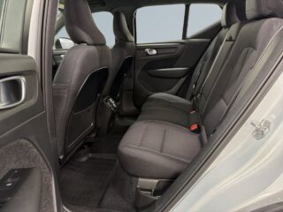 Volvo XC40 Recharge Twin Plus S&V/Drag/Backkamera/Carplay/Pvärm – bild 13