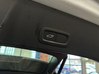 Volvo XC40 T2 Geartronic Momentum S&V/Drag/kamera/Carplay/Pvärm – bild 18