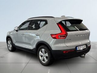 Volvo XC40 T2 Geartronic Momentum S&V/Drag/kamera/Carplay/Pvärm – bild 5
