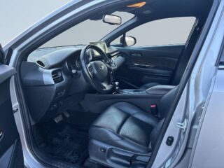 Toyota C-HR Hybrid CVT Executive Kamera/Rattvärm/Psens/Värmare – bild 7