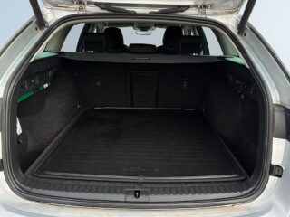 Skoda Octavia Scout 2.0 TDI MOMS/Rattvärme/Backkamera/Adaptiv Fart/Drag/SoV – bild 11