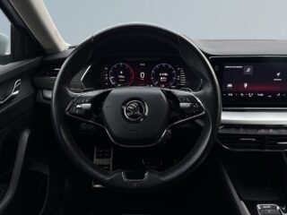 Skoda Octavia Scout 2.0 TDI MOMS/Rattvärme/Backkamera/Adaptiv Fart/Drag/SoV – bild 8