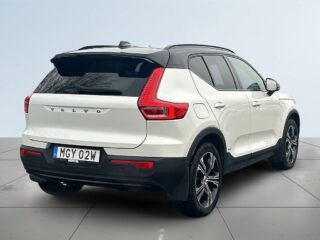 Volvo XC40 Recharge T4 R-Design Drag/360/HuD/SoV-Däck/Rattvärm – bild 6