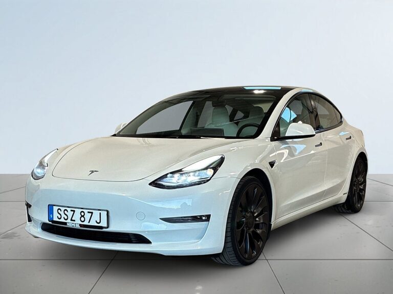 Tesla Model 3 Performance Värmepump 1 ägare 360 Pano Navi  MOMS S&V