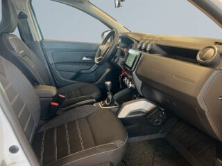 Dacia Duster 1.5 Blue dCi 4×4 Mvärmare Backkamera S&V-däck LED-ramp – bild 10