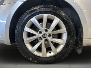 Skoda Octavia Kombi 1.0 TSI Ambition Drag/B-Värm/S&V-Däck/Låg Skatt – bild 14