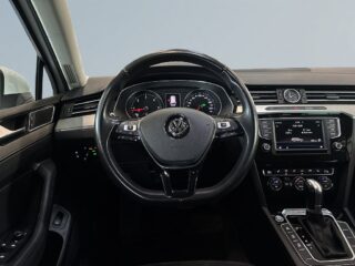 Volkswagen Passat 2.0 TDI DPF SCR BMT 4Motion GT S&V/Drag/Psens/Adfart/BT – bild 9