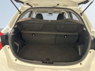 Toyota Yaris 5-dörrar 1.5 Active Mvärm Farthållare Kamera S/V-hjul – bild 12
