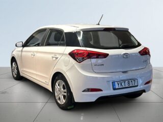 Hyundai i20 1.2 Comfort S&V-Hjul/Motorvärmare/BT/Låg skatt – bild 5