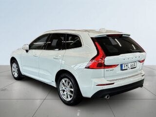 Volvo XC60 B4 AWD Momentum Advanced S&V/Kamera/Pano/Skinn/Pvärm – bild 5