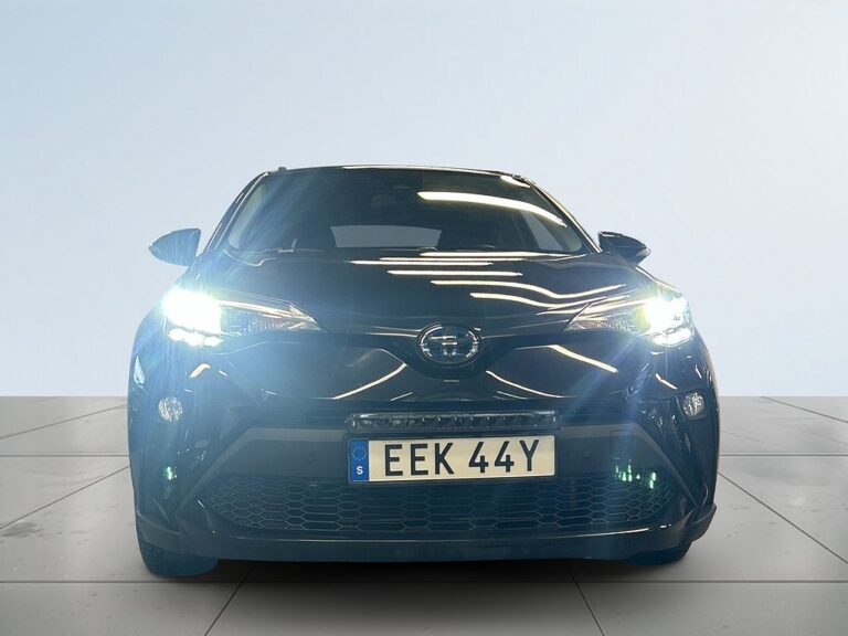 Toyota C-HR Hybrid CVT X-Edition Euro 6 S&V-Däck/Mvärm/Kamera/Drag