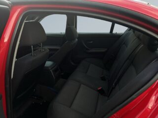 BMW 320i MoK-Värmare/SoV-Däck/LED-Ramp – bild 13