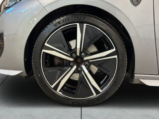 Peugeot 308 1.5 BlueHDi GT 360 Focal Massage Navi Rattvärme S&V – bild 14