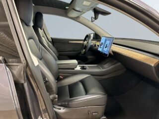 Tesla Model Y Long Range AWD Long Range Drag Pano Skinn GPS SoV – bild 10